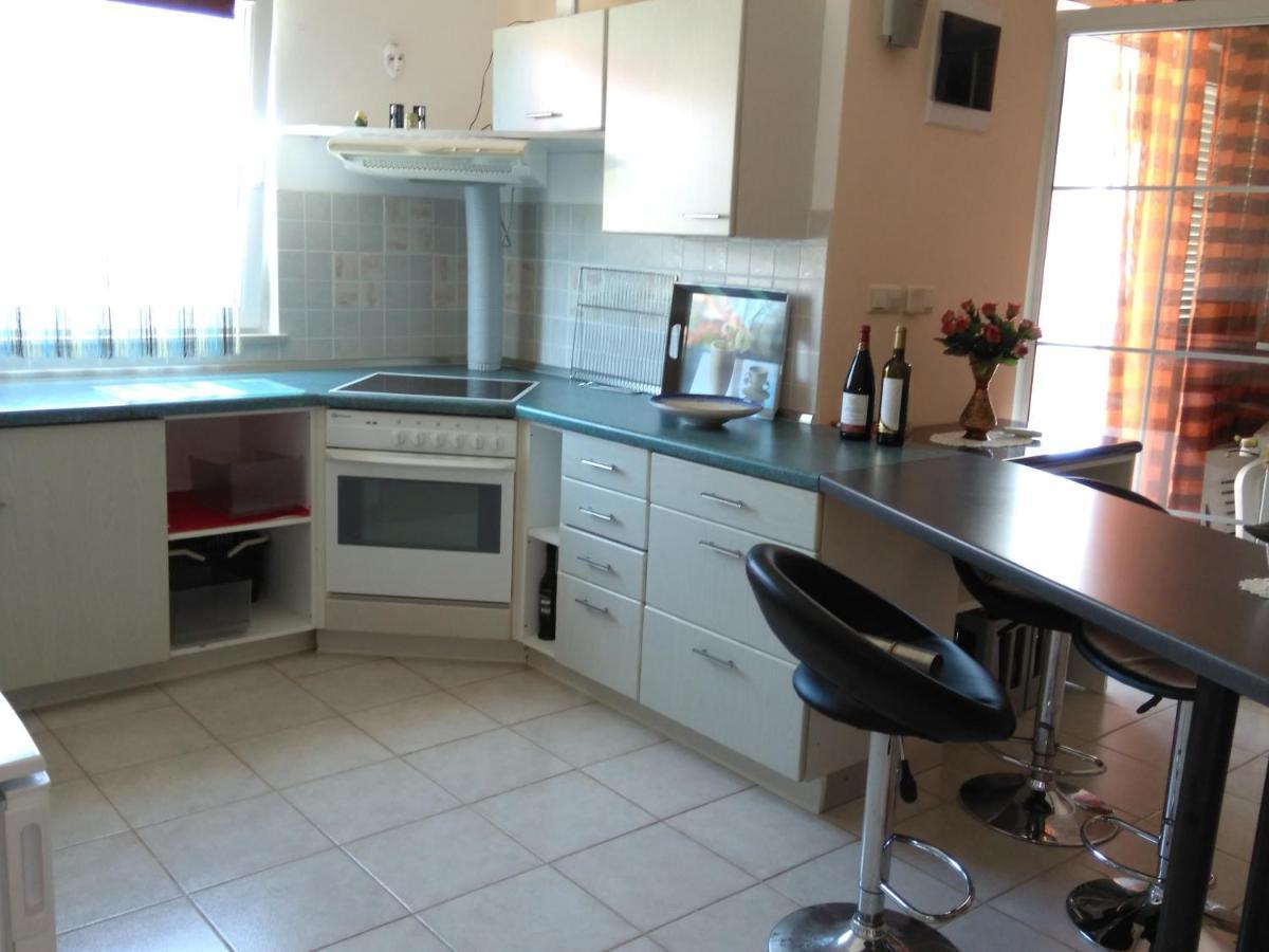 Apartmani Korade Vir Exterior foto