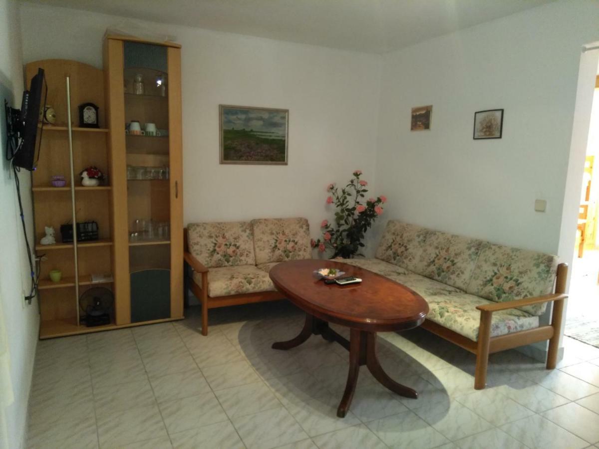 Apartmani Korade Vir Exterior foto